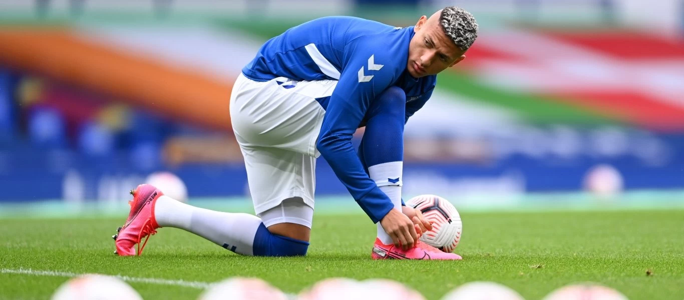 Στο στόχαστρο των οπαδών της Λίβερπουλ ο Ριτσάρλισον - Δέχθηκε απειλές για το φάουλ στον Τιάγκο